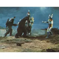 Trading Card - Godzilla vs. Megalon / Megalon & Gigan