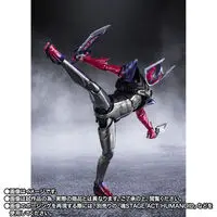 S.H. Figuarts - Kamen Rider Zeztz / Kamen Rider Dawn
