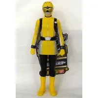 Figure - Tokumei Sentai Go-Busters / Yellow Buster