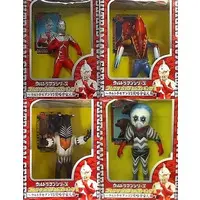 Character Card - Figure - Ultraseven / Alien Guts & Alien Pegassa & Alien Metron