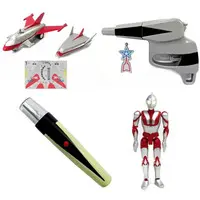 Trading Figure - Ultraman / Jet VTOL