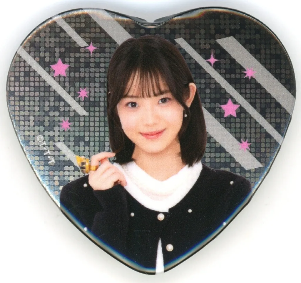 USED) Badge - No.1 Sentai Gozyuger (一河角乃 ホログラムハート型缶
