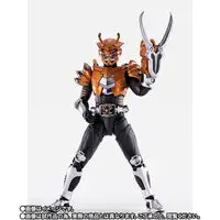 S.H. Figuarts - Kamen Rider Ryuki / Kamen Rider Scissors